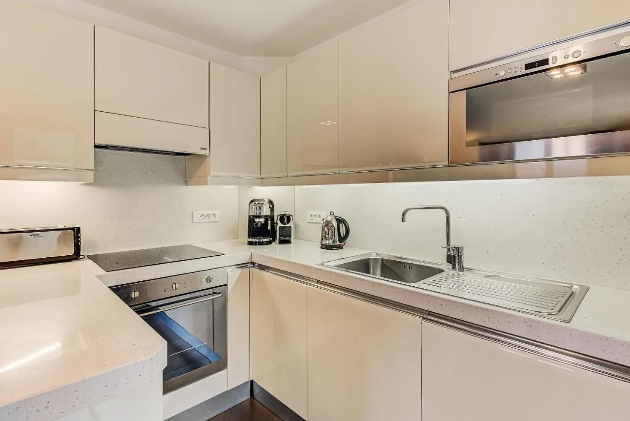 Apartment Alpes IV - Alpes Travel - Central Chamonix
