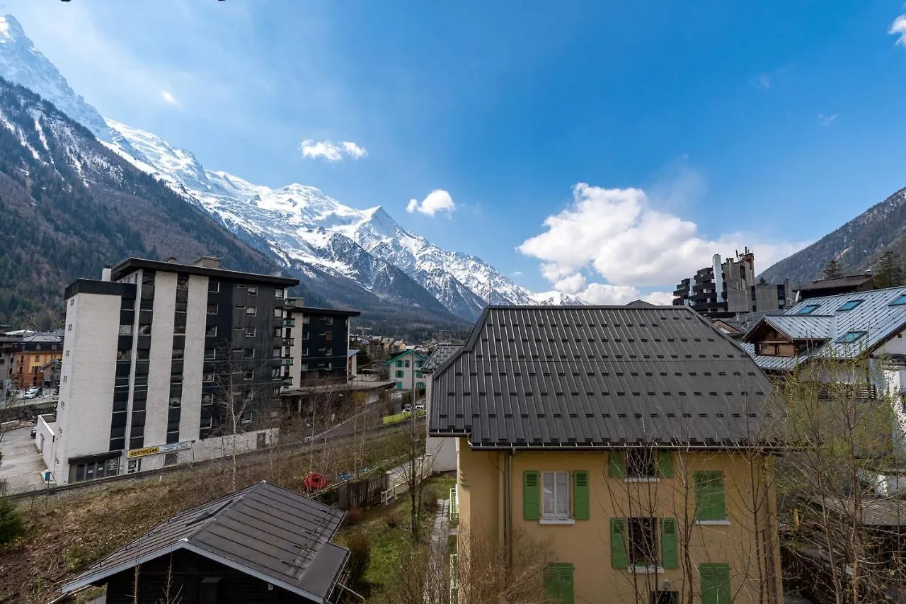 Apartment Alpes IV - Alpes Travel - Central Chamonix 0*,