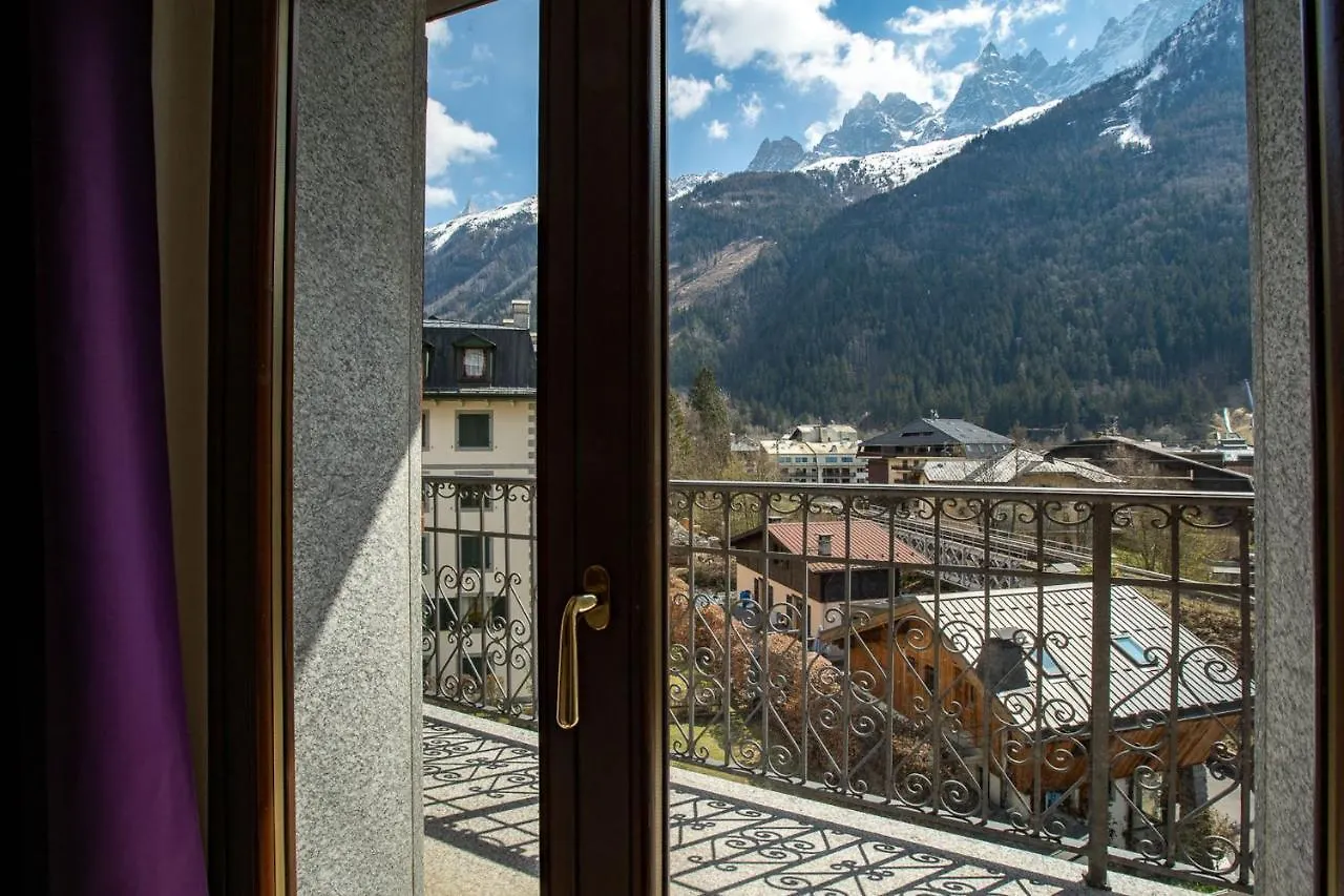 Apartment Alpes IV - Alpes Travel - Central Chamonix