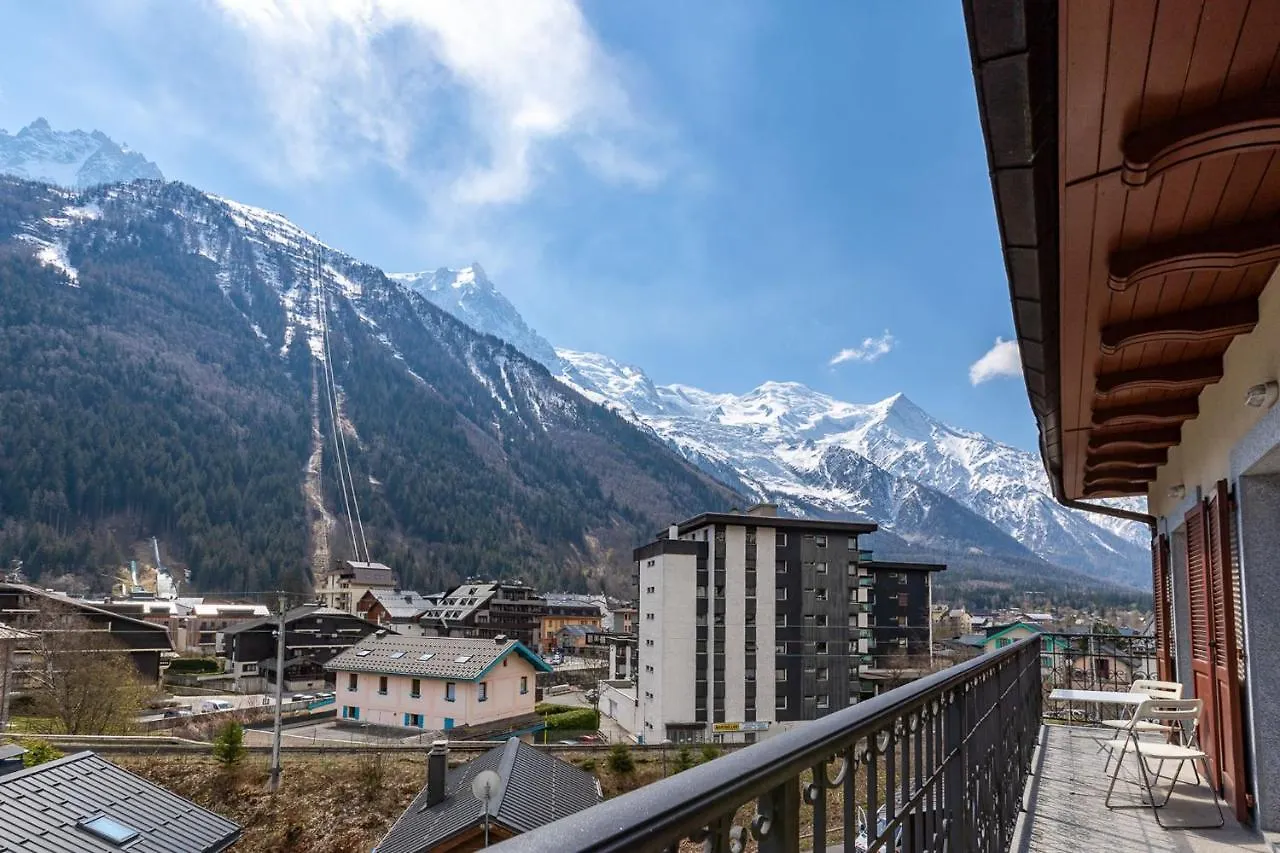 Apartment Alpes IV - Alpes Travel - Central Chamonix