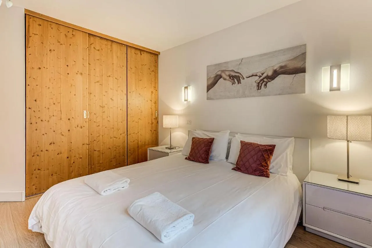 Apartment Alpes IV - Alpes Travel - Central Chamonix 0*,  France