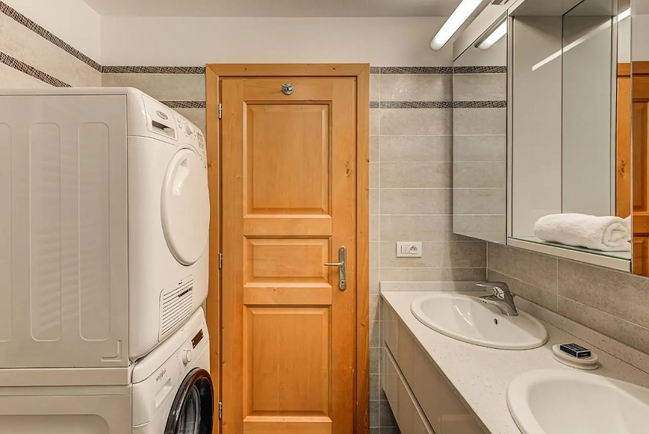 Apartment Alpes IV - Alpes Travel - Central Chamonix
